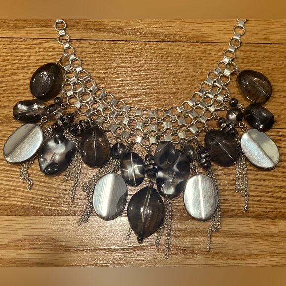 Chunky beaded necklace - Picture 3 of 5